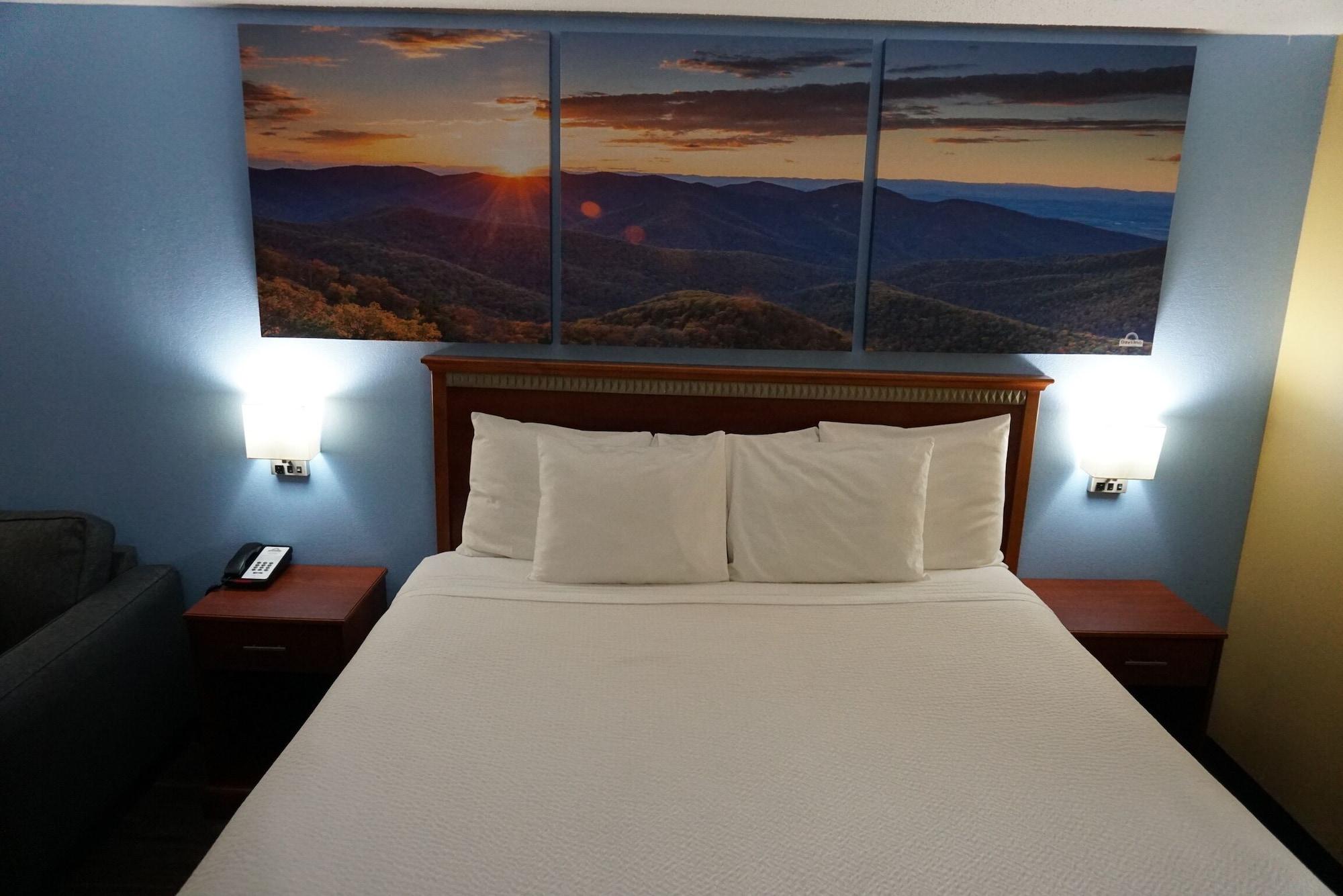 Days Inn By Wyndham Oak Grove/Ft. Campbell Екстер'єр фото